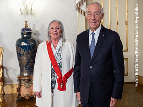 Condecoração da anterior Procuradora-Geral da República